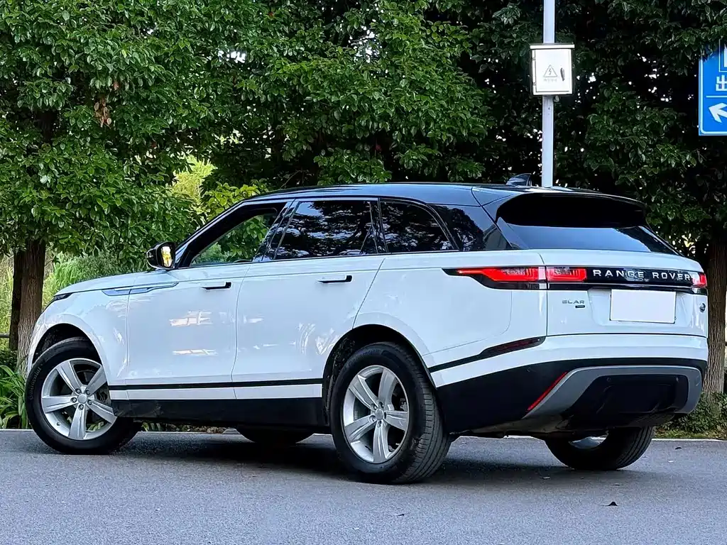 Land Rover Velar — фото 6
