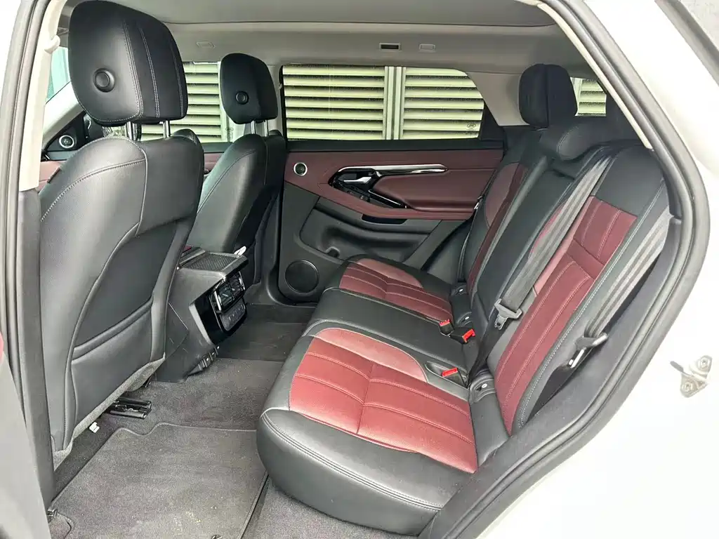 Land Rover Evoque — фото 6