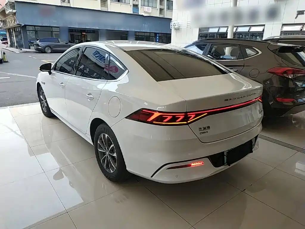 BYD Qin PLUS — фото 5