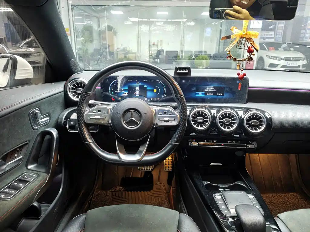 Mercedes-Benz CLA (Import) — фото 7