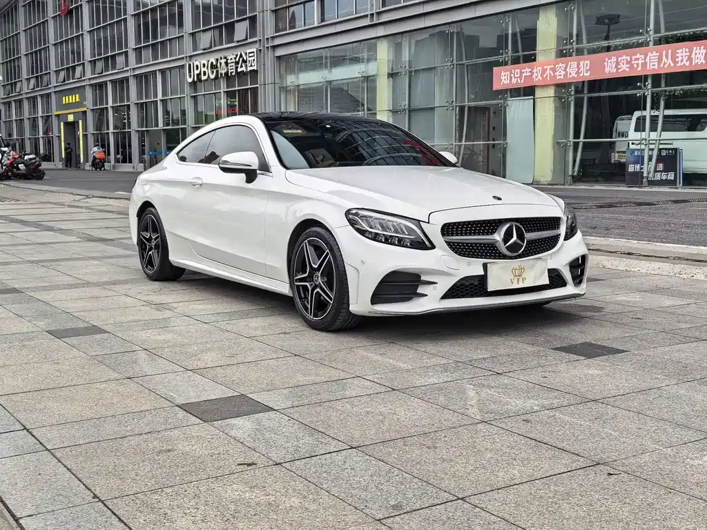 Mercedes-Benz C-Class (Import) — фото 3