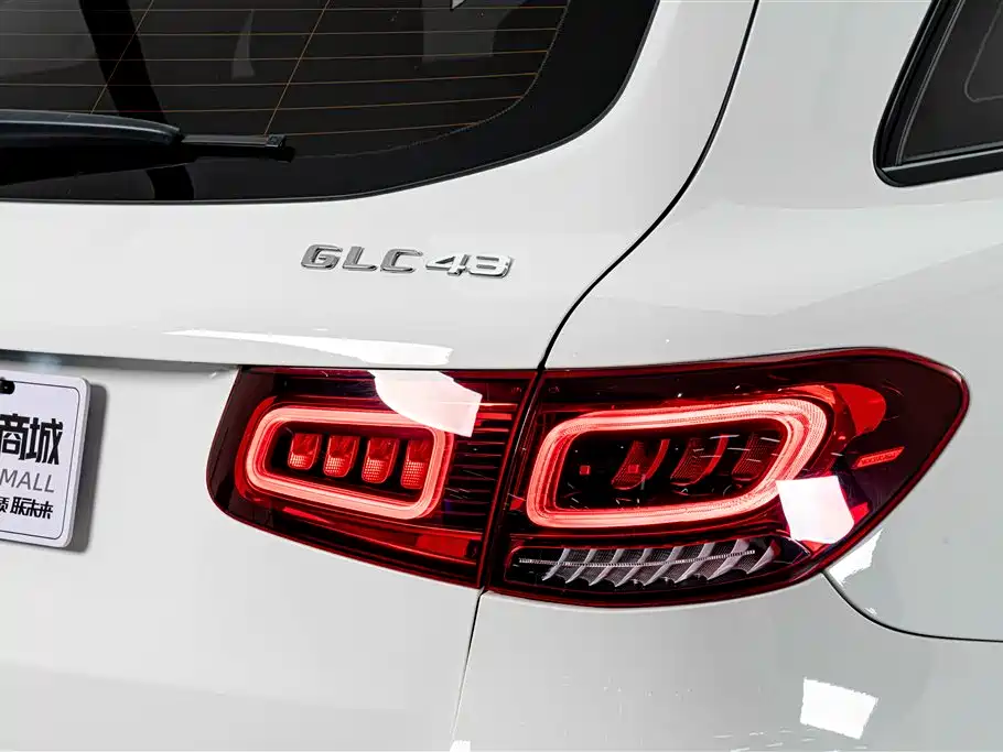 Mercedes-Benz GLC AMG — фото 8