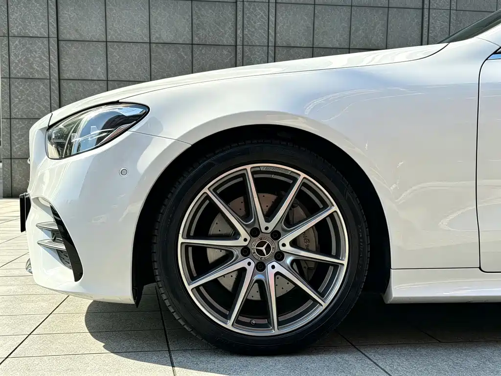 Mercedes-Benz E-Class (Import) — фото 18