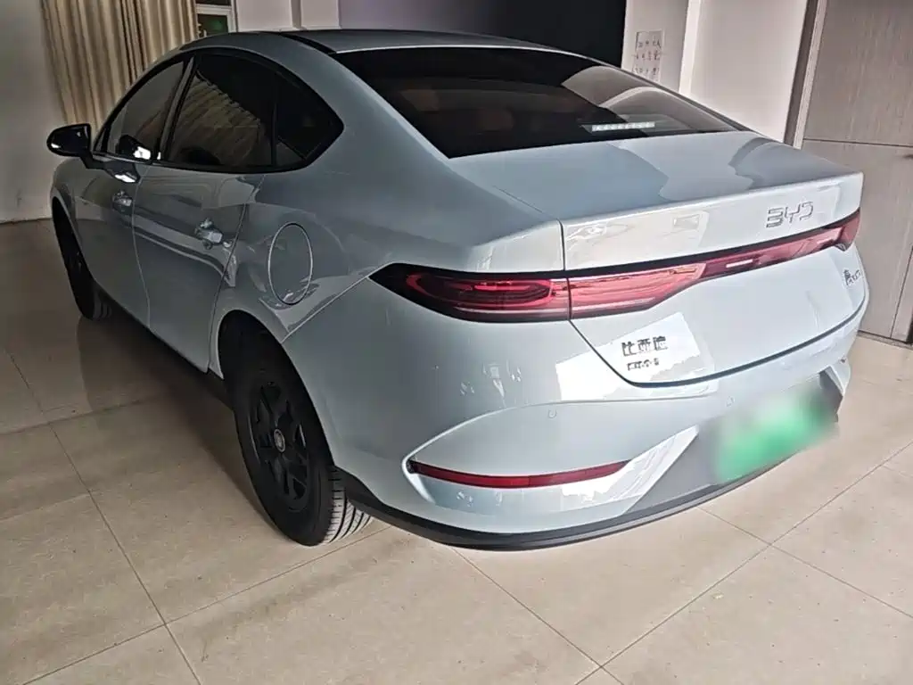 BYD Qin PLUS — фото 5