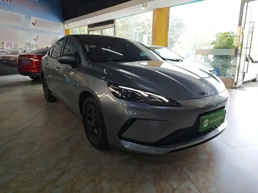 BYD Seal 05 DM-i — фото 4