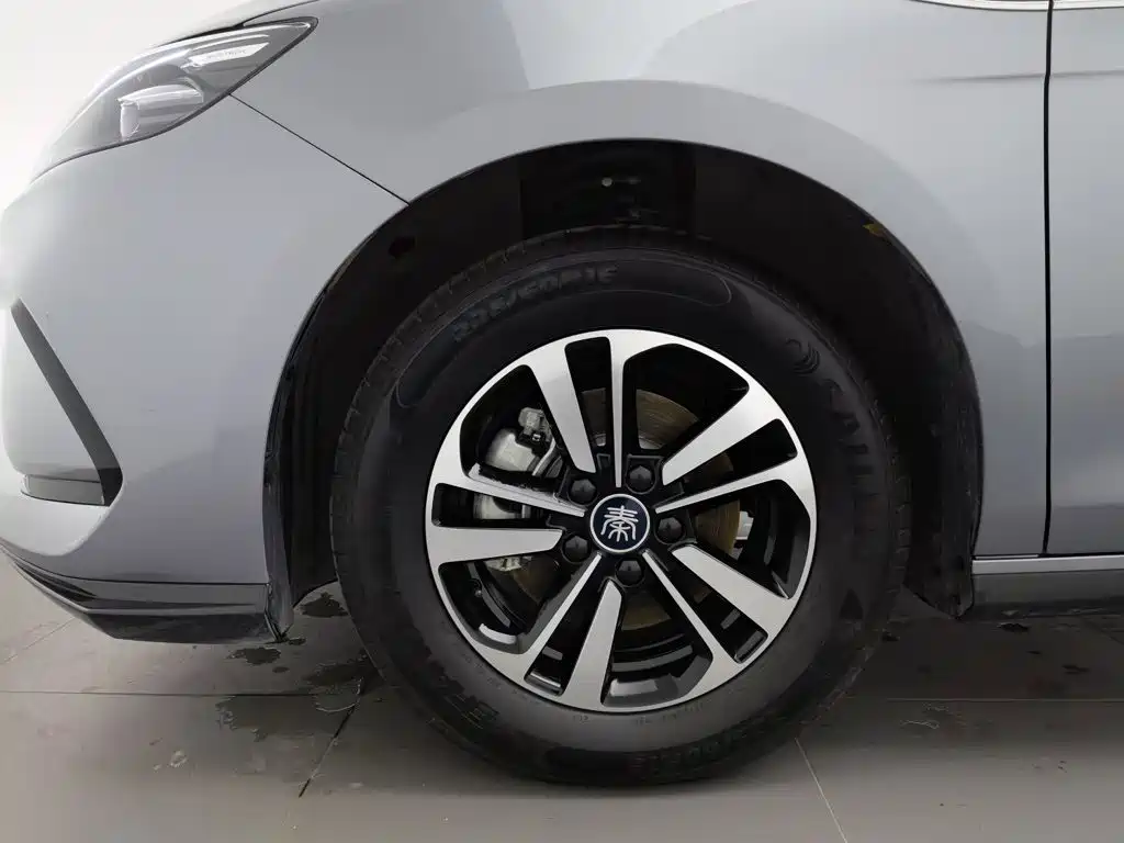 BYD Seal 05 DM-i — фото 17