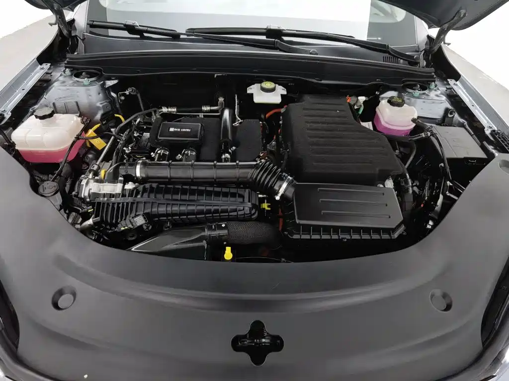 BYD Seal 05 DM-i — фото 6