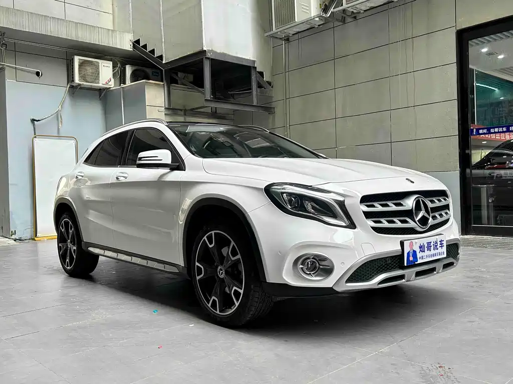 Mercedes-Benz GLA — фото 19