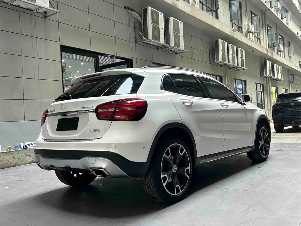 Mercedes-Benz GLA — фото 20