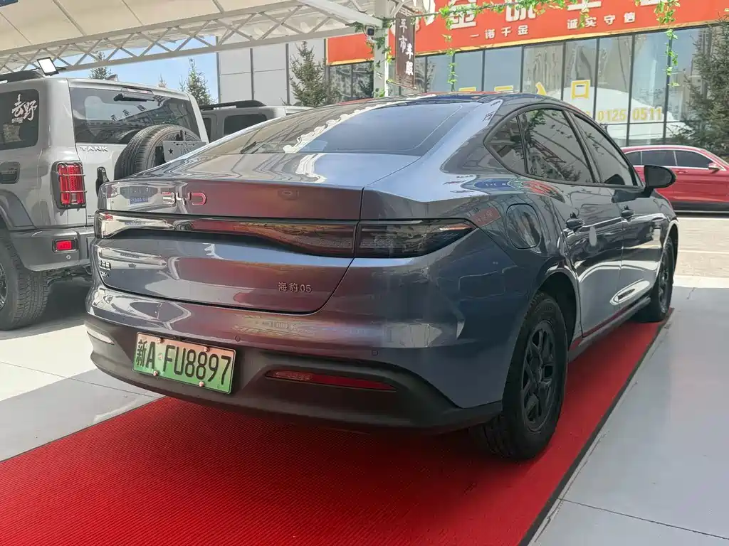 BYD Seal 05 DM-i — фото 8