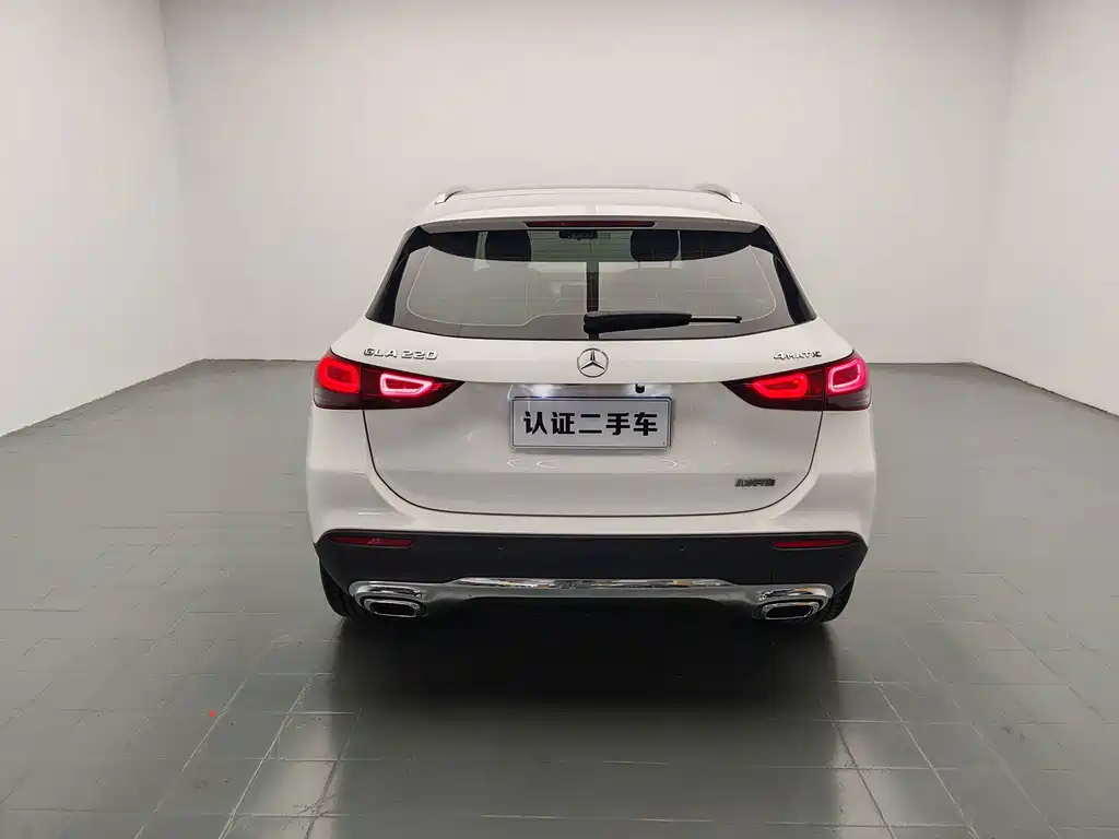 Mercedes-Benz GLA — фото 6