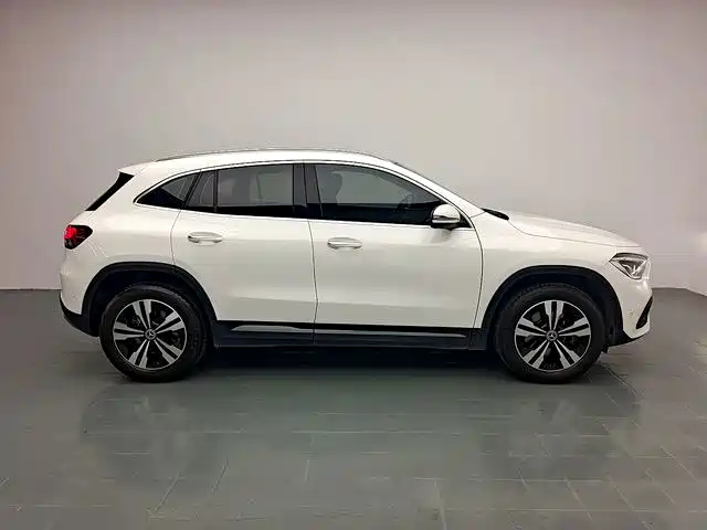 Mercedes-Benz GLA — фото 8