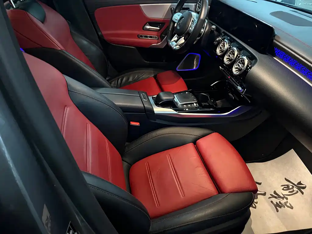 Mercedes-Benz A-Class AMG — фото 4