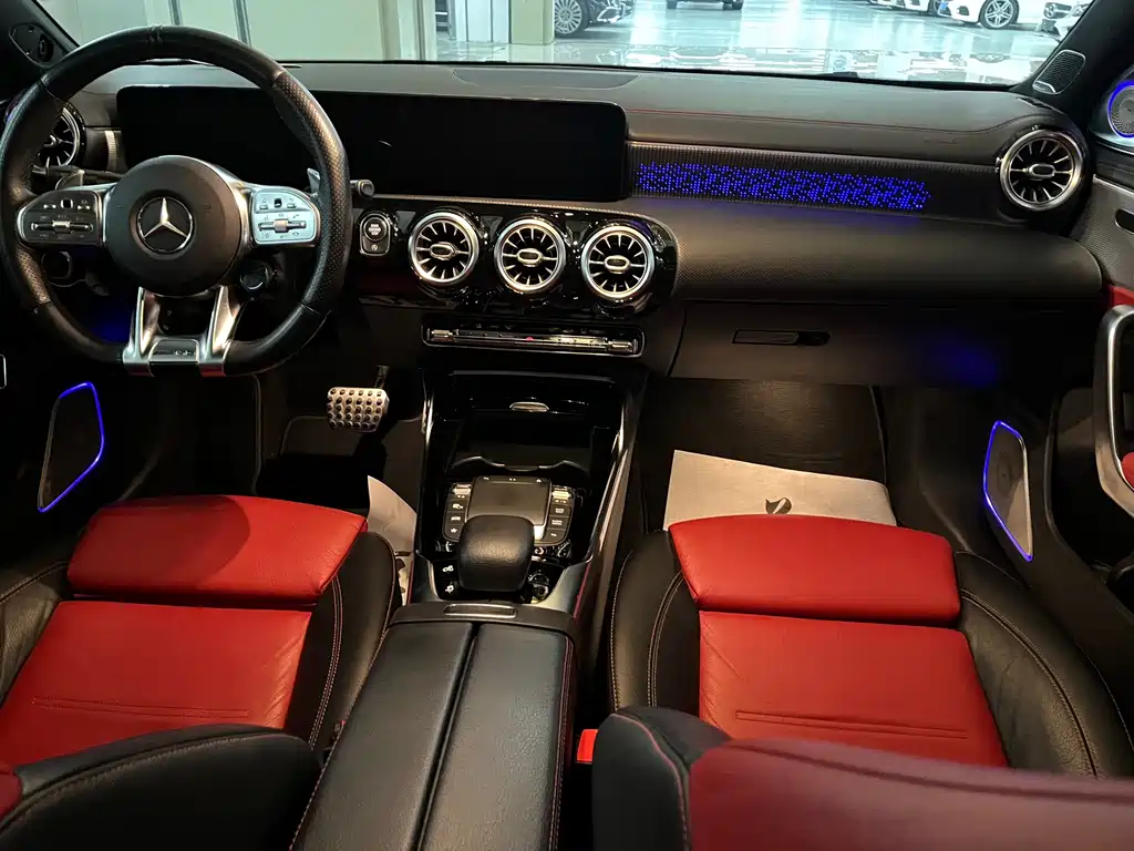 Mercedes-Benz A-Class AMG — фото 5