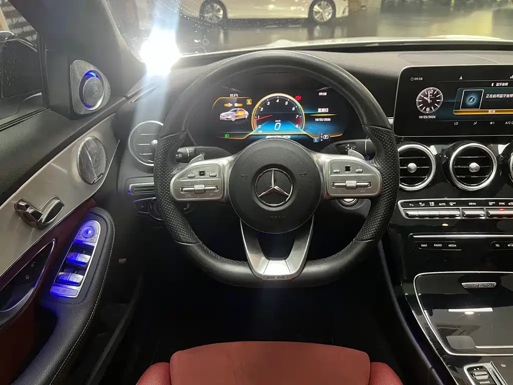 Mercedes-Benz C-Class — фото 15