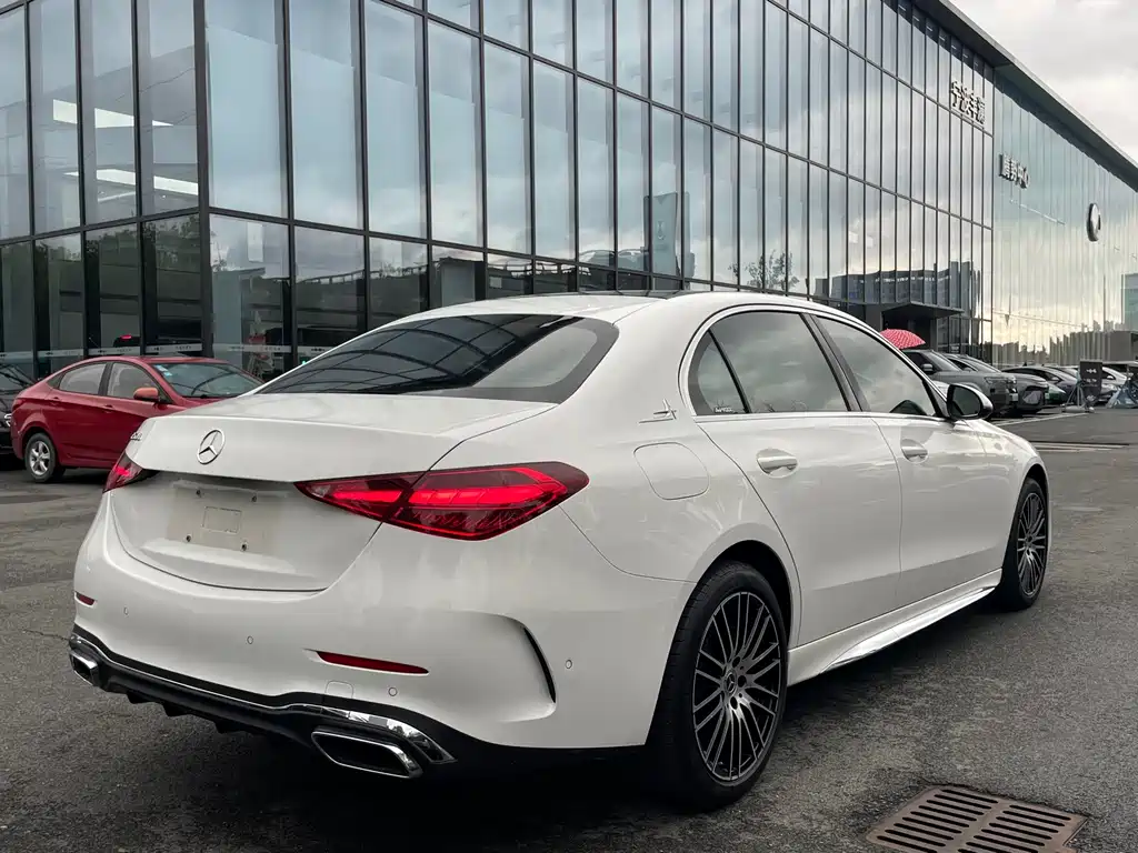 Mercedes-Benz C-Class — фото 20