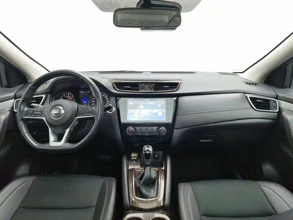 Nissan Qashqai — фото 5
