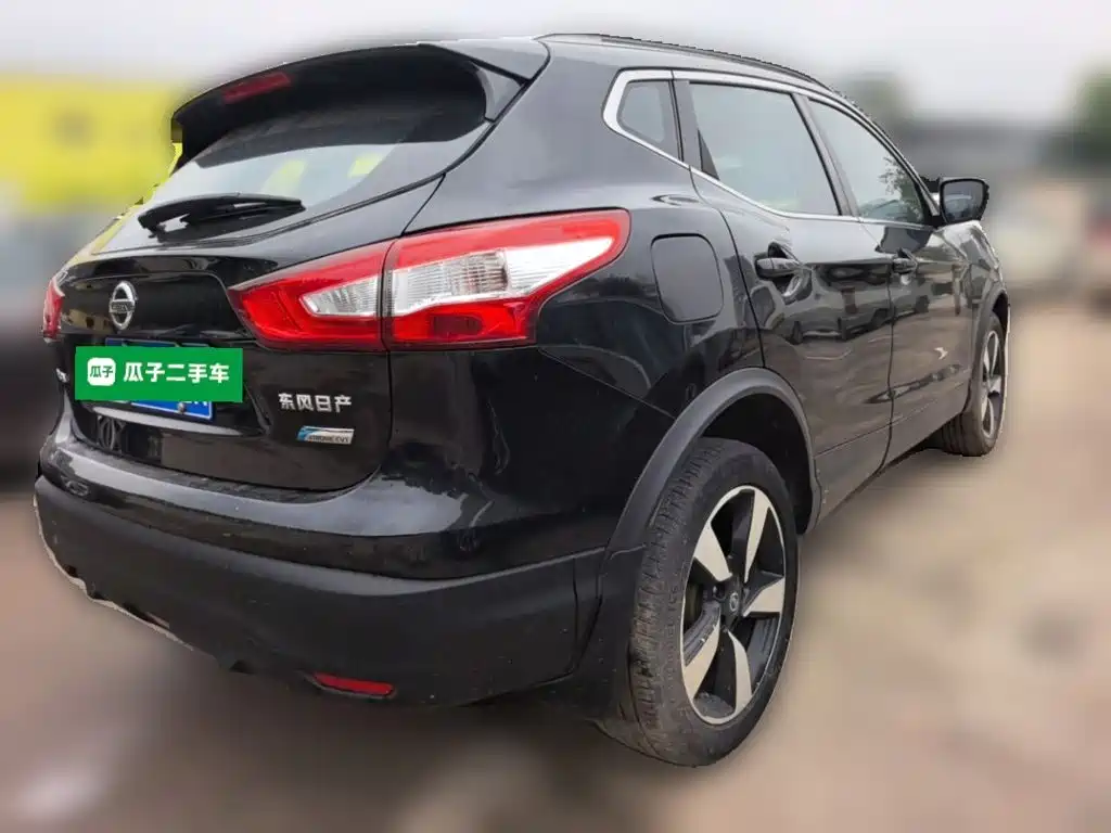 Nissan Qashqai — фото 6