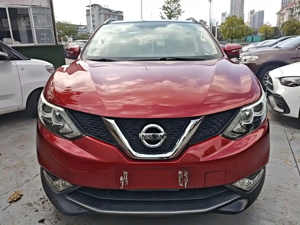 Nissan Qashqai — фото 2