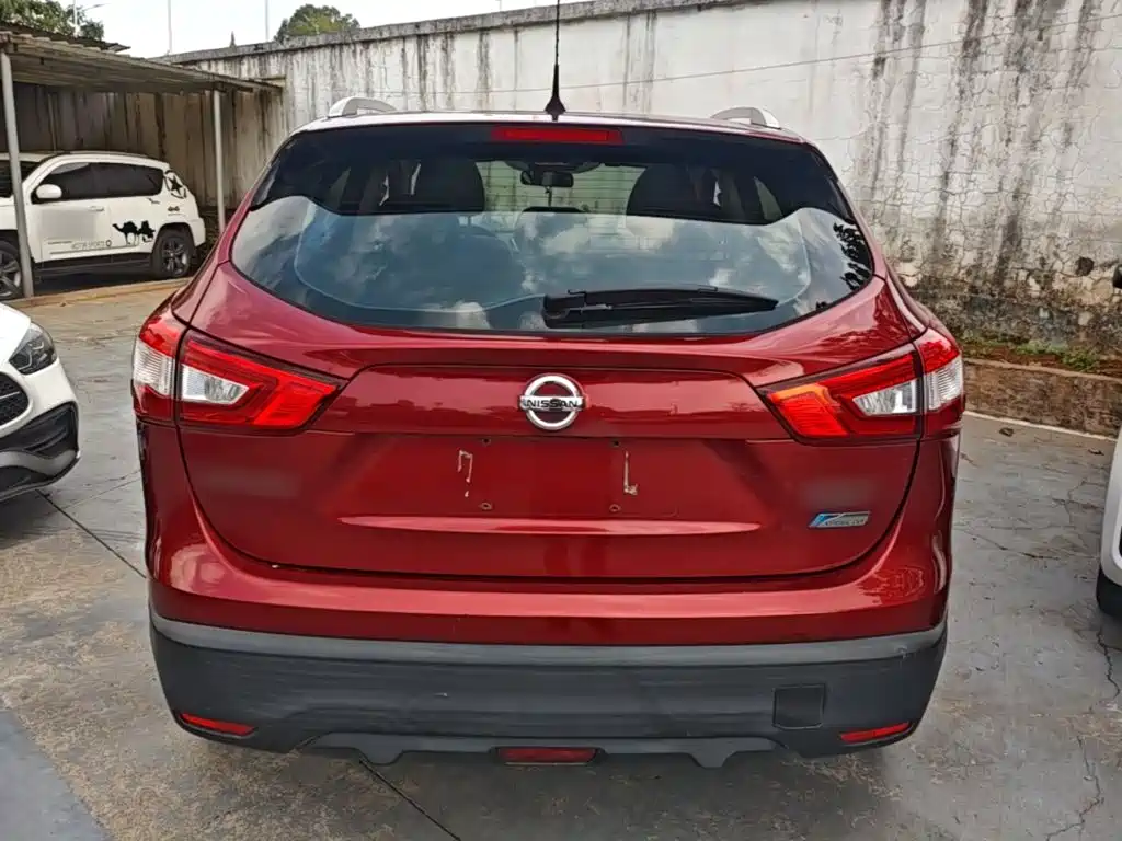 Nissan Qashqai — фото 5