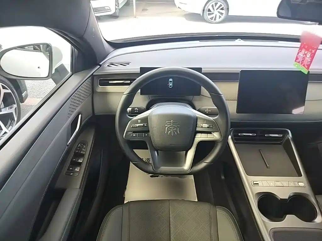 BYD Qin PLUS — фото 11