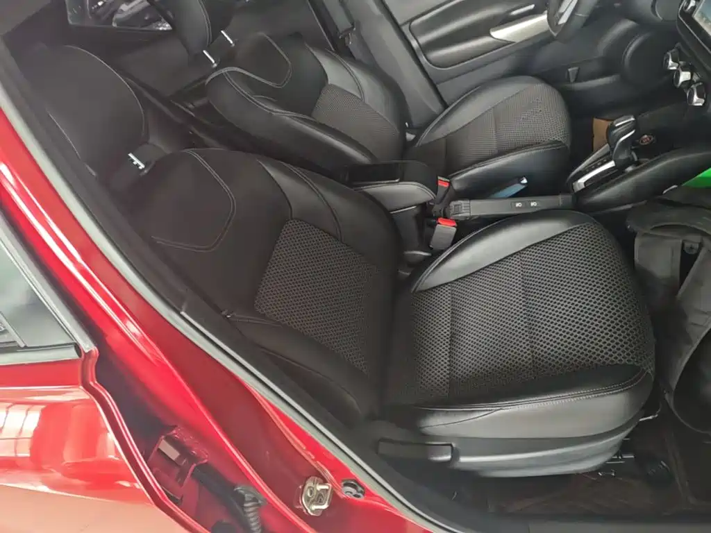 Nissan Kicks — фото 24