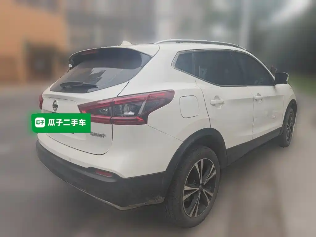 Nissan Qashqai — фото 6