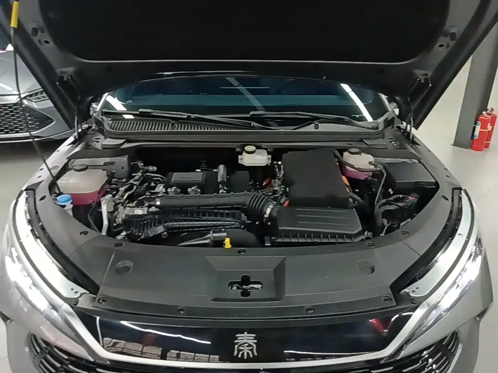 BYD Qin L — фото 20