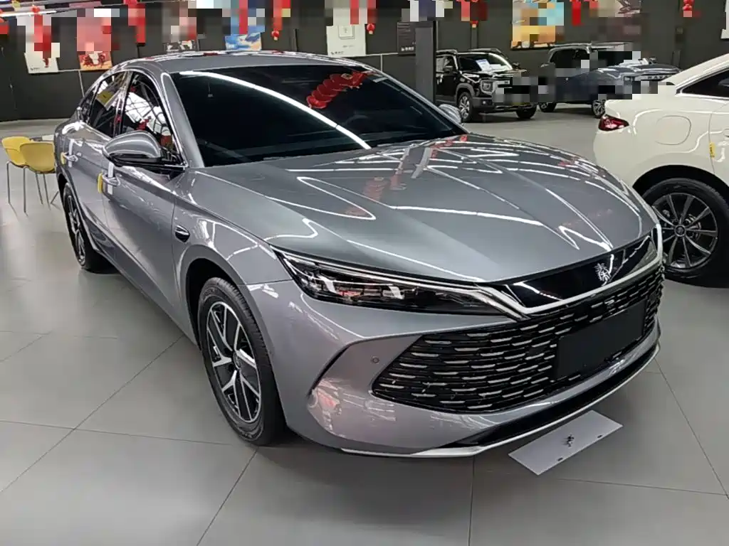 BYD Qin L — фото 4