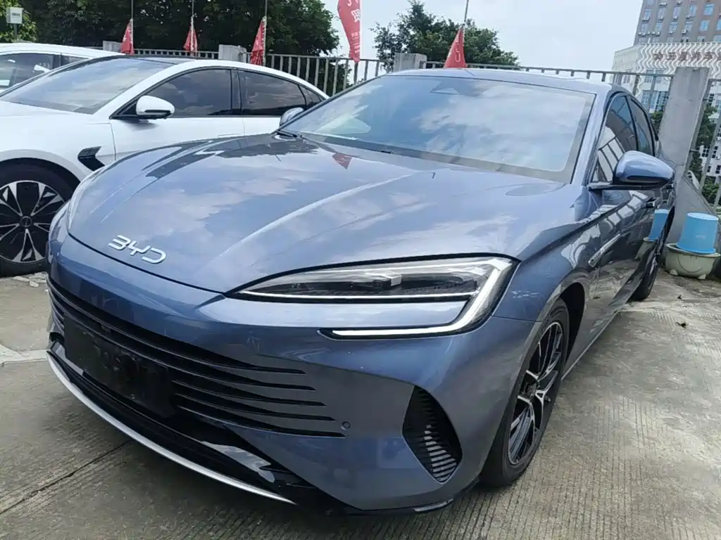 BYD Seal 07 DM-i — фото 2