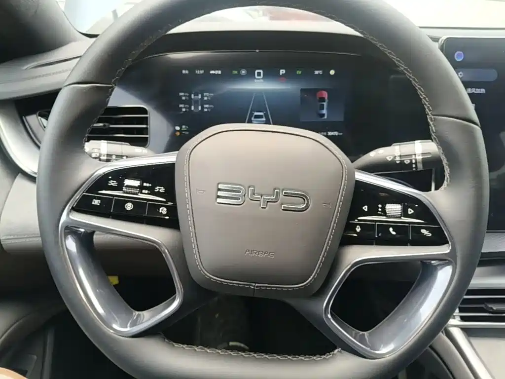 BYD Seal 07 DM-i — фото 11