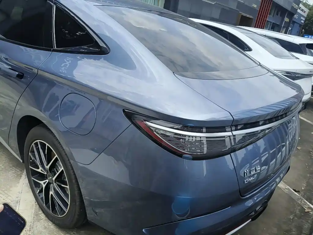 BYD Seal 07 DM-i — фото 5