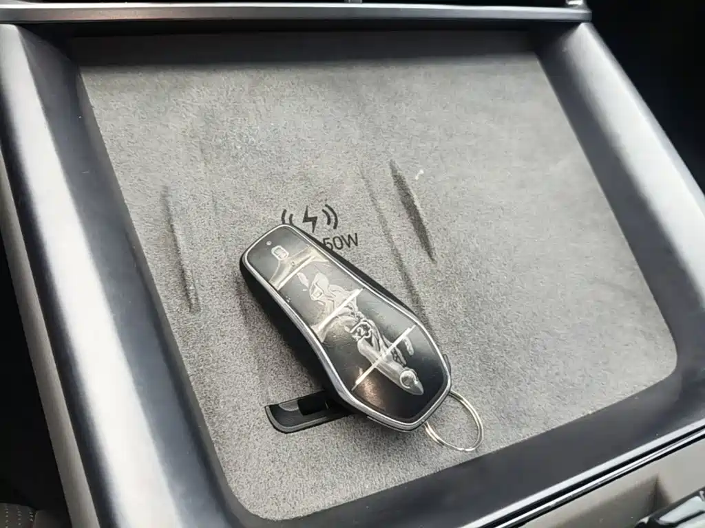 BYD Seal 07 DM-i — фото 9