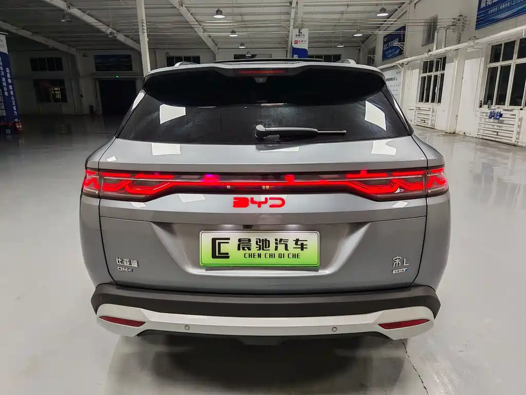 BYD L DM-i — фото 5