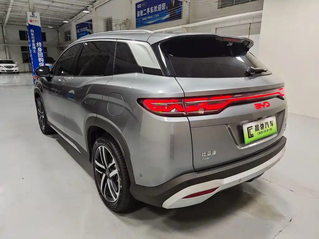 BYD L DM-i — фото 6