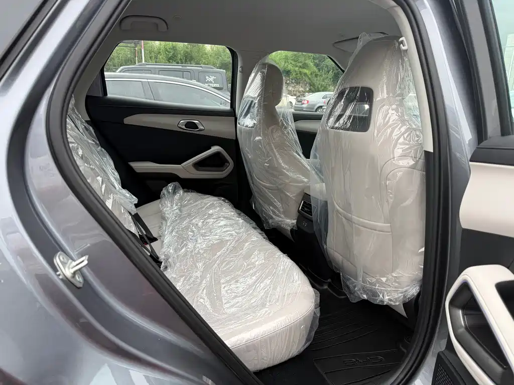 BYD Yuan UP — фото 14