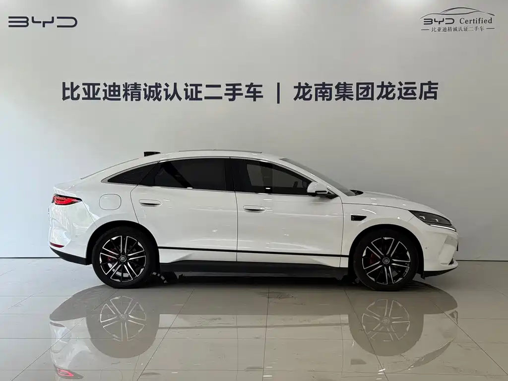 BYD Qin L — фото 8
