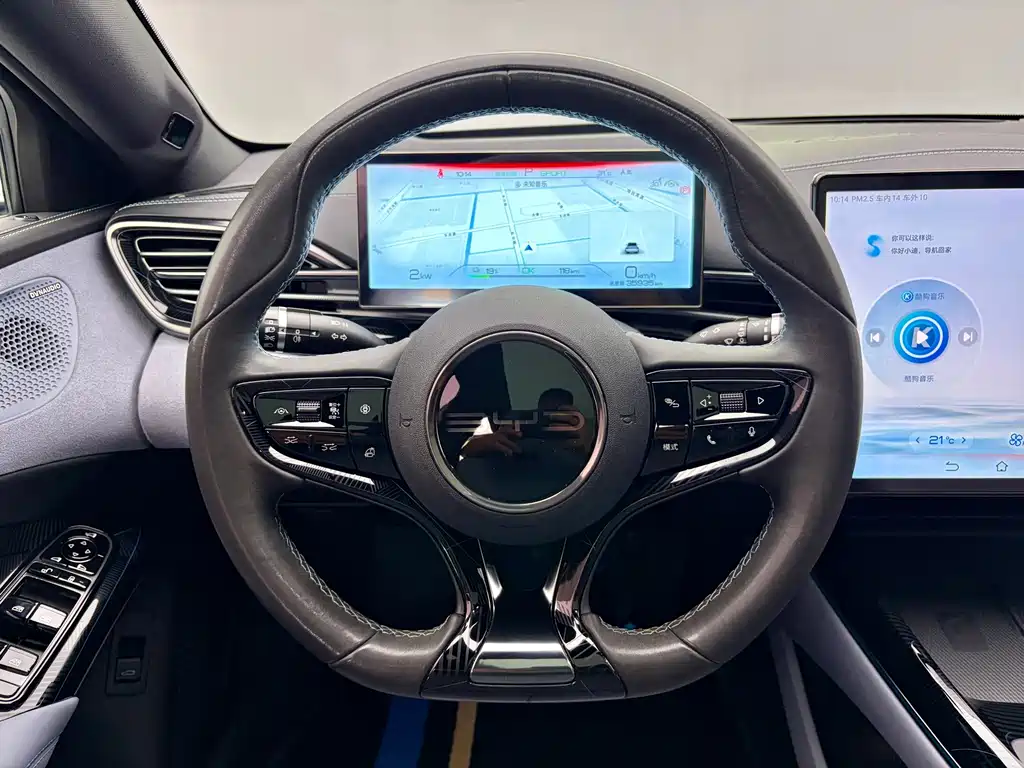 BYD Seal — фото 14