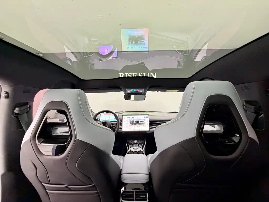 BYD Seal — фото 9
