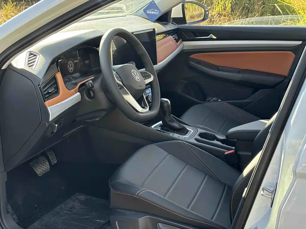 Volkswagen Bora — фото 3