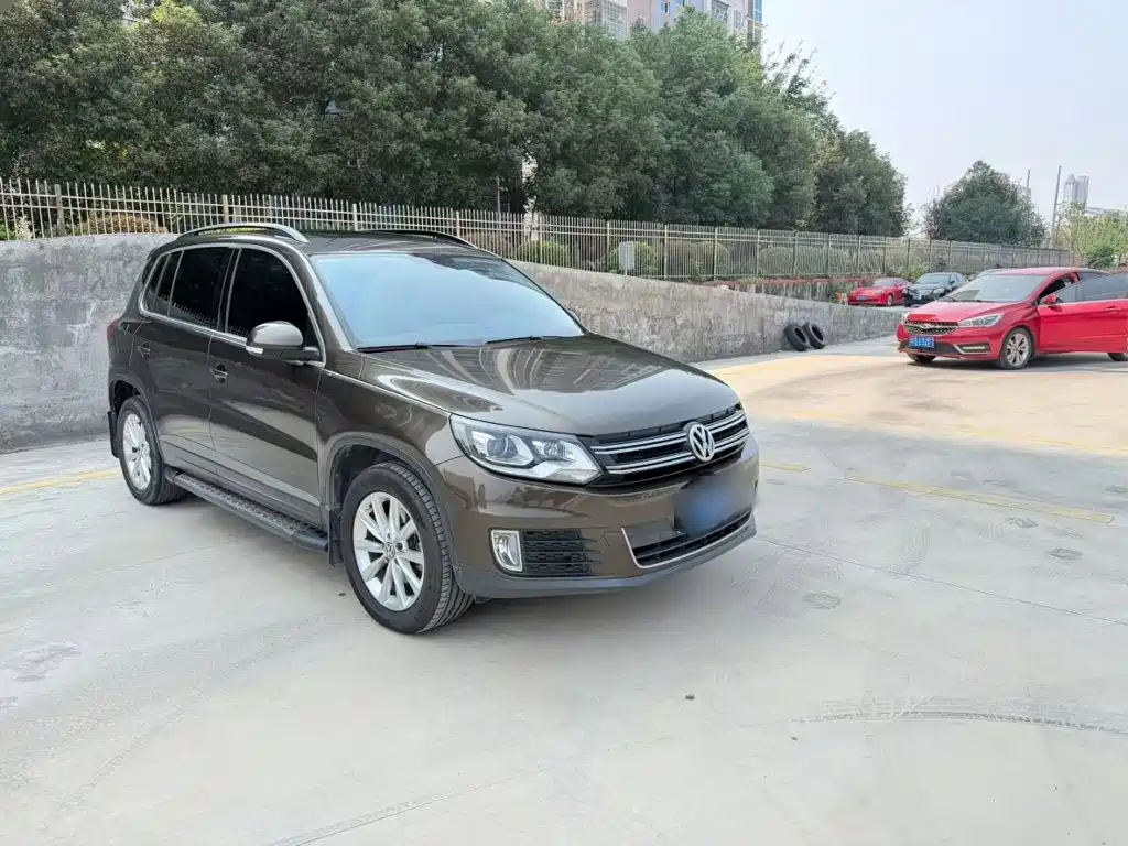 Volkswagen Tiguan — фото 3
