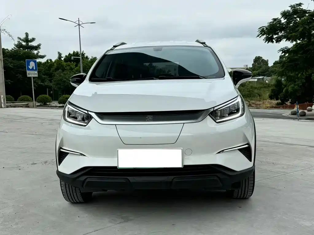 BYD Yuan Pro — фото 2