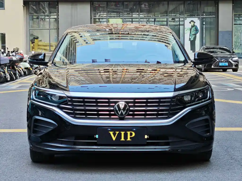 Volkswagen Passat — фото 2