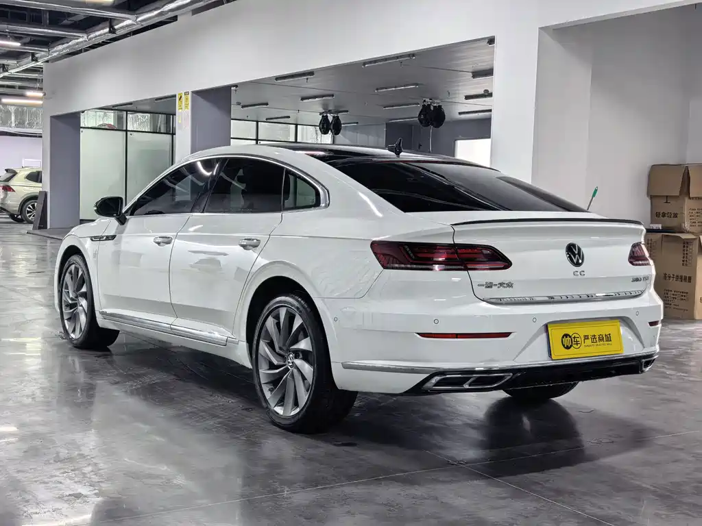 Volkswagen CC — фото 4