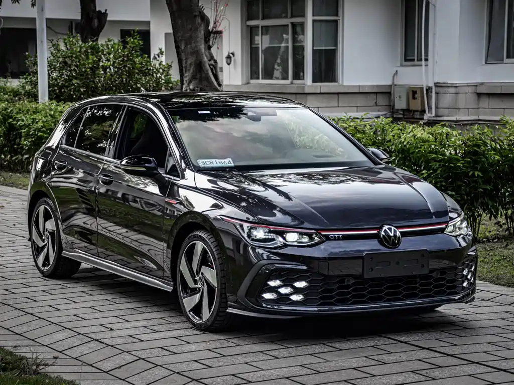 Volkswagen Golf GTI — фото 2