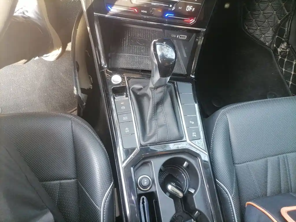 Volkswagen Passat — фото 6