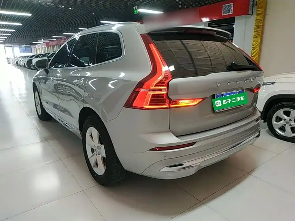 Volvo XC60 — фото 4