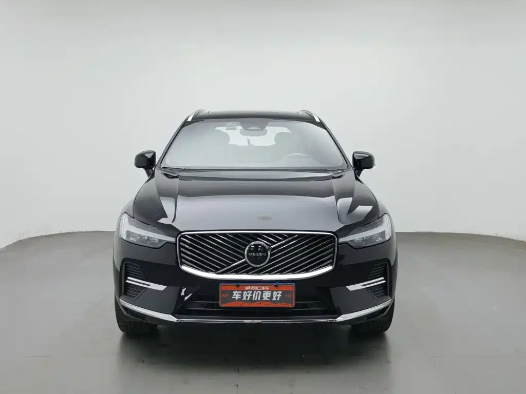 Volvo XC60 — фото 3