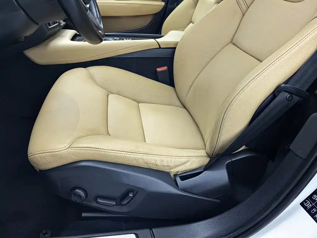 Volvo S90 — фото 20