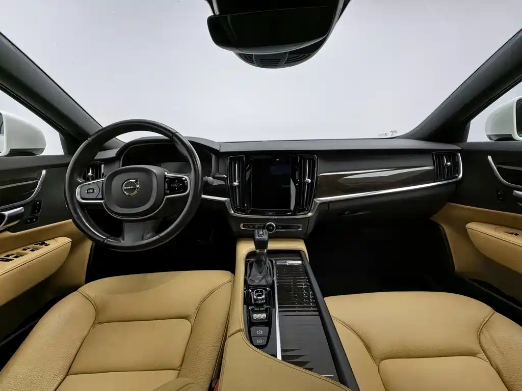 Volvo S90 — фото 5